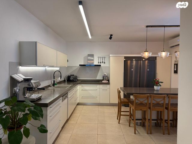 דירה, דוד אלעזר 51, קרית שרת מערב, חולון