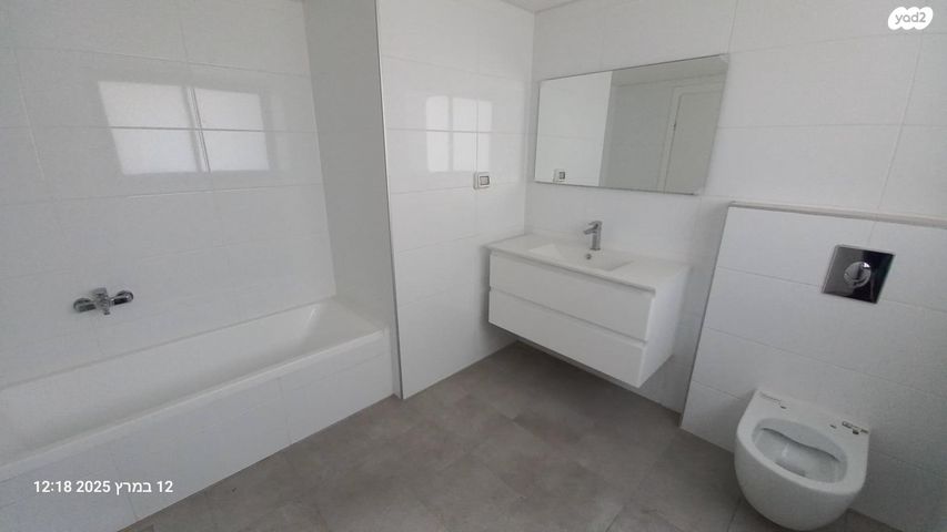 דירה, נורית הירש 11, דרום חדש, פארק הים, בת ים