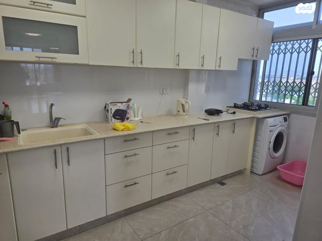 דירה, הקשת 2, קרית שלום, תל אביב יפו