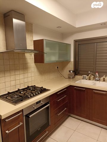 דירה, דרך מנחם בגין 20, הדר גנים, פתח תקווה