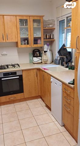 דירת גן, צאלה 21, גדרה הצעירה, גדרה