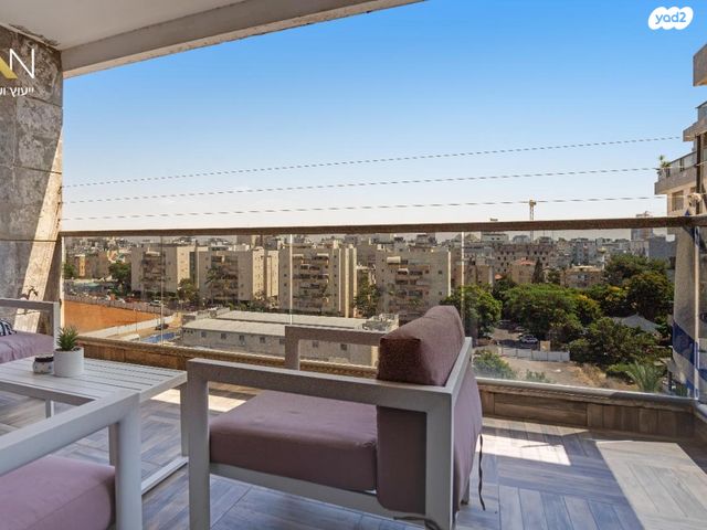 דירה, מרדכי בן דרור 14, נווה דקלים, פתח תקווה