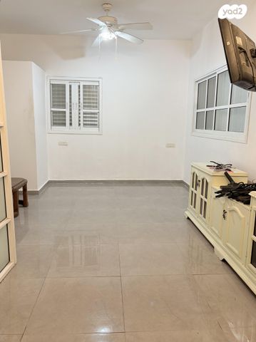 בית פרטי/ קוטג', הצנחנים 4, מרכז, הרצליה