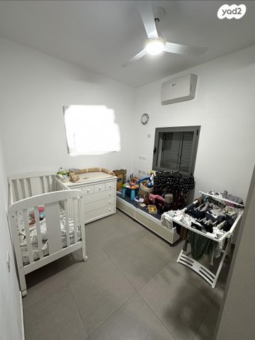 דירה, קטיף 72, שאר העיר, נתיבות