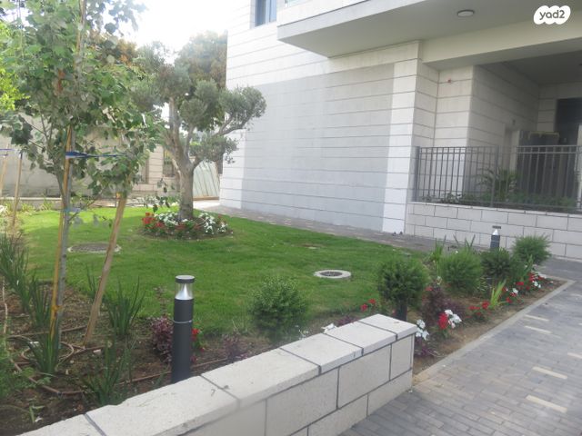 דירה, שדרות בן צבי 126, אגמים, נתניה
