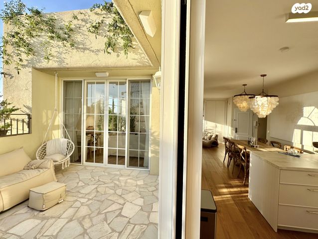 גג/ פנטהאוז, בני בנימין 26, הרצליה הירוקה, נווה עובד, הרצליה