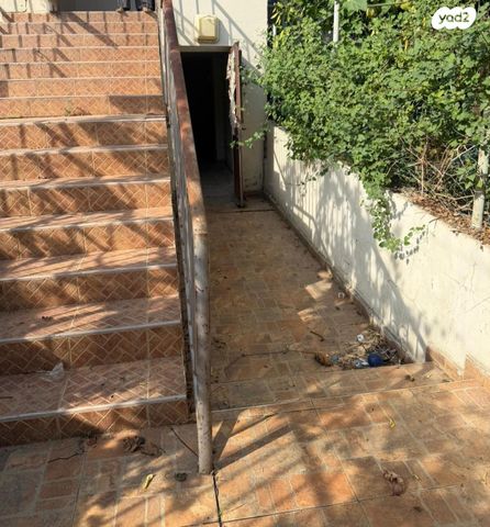 דירת גן, טולידאנו 58, שיכון א, טבריה