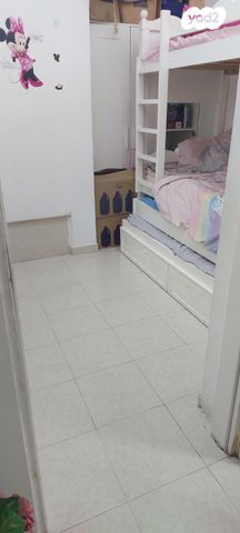 דירה, יאנוש קורצ'אק 2, לב העיר, בת ים