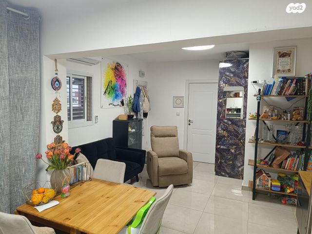 גג/ פנטהאוז, זכריה הלל 12, מחנה יהודה, פתח תקווה