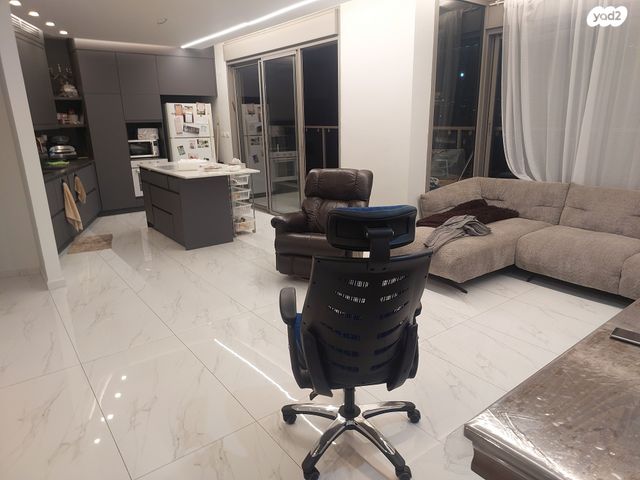 הרב יצחק שמידמן 19