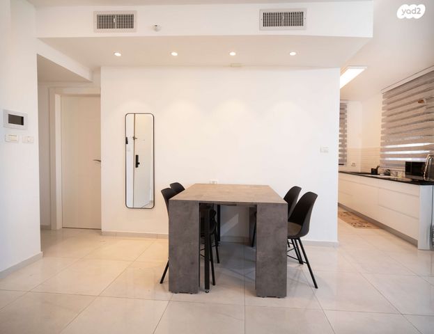 דירה, שמאי 10, מרכז העיר, ירושלים