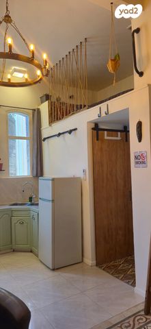 דירה, יודפת 11, העיר התחתית, ואדי סאליב, חיפה