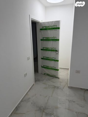 דירת גן, דרך קדם 2, שאר העיר, מעלה אדומים