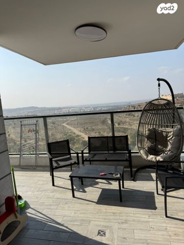 דירה, שדרות בן גוריון 7, פסגות אפק, ראש העין