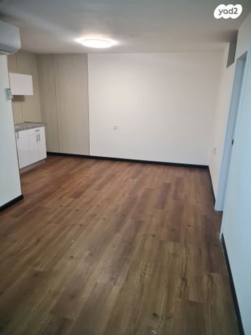 יצחק רבין 14