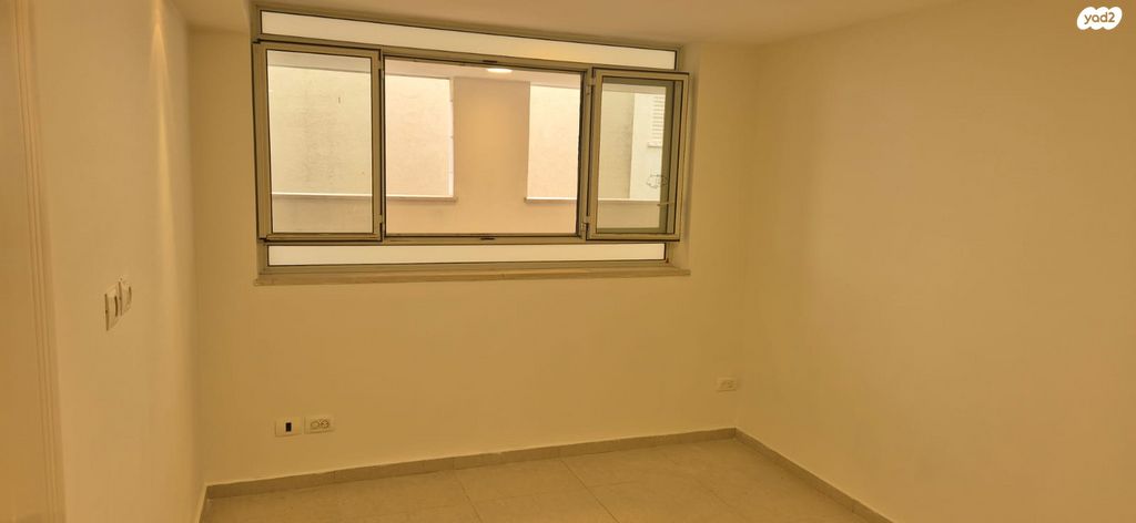 דירת גן, עמק חפר 76, נאות הרצל, נתניה