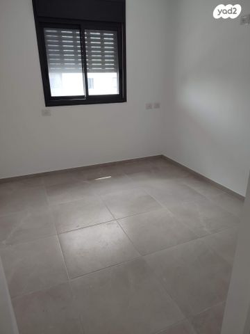 דירה, חיים לבב 21, יצחק שמיר, נהריה