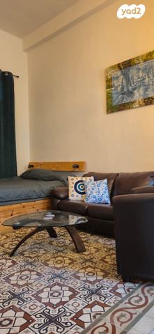 דירה, יודפת 11, העיר התחתית, ואדי סאליב, חיפה