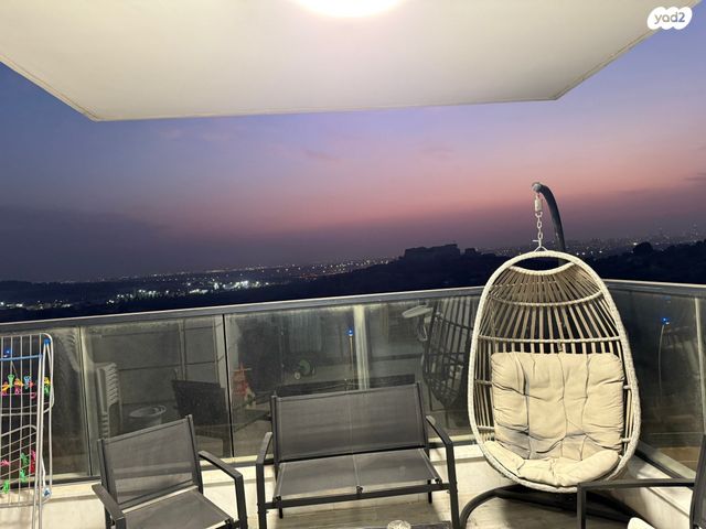 דירה, שדרות בן גוריון 7, פסגות אפק, ראש העין