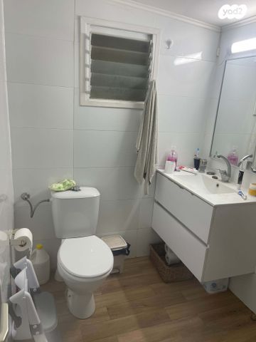 דירת גן, האילנות 6, כפר סירקין, כפר סירקין