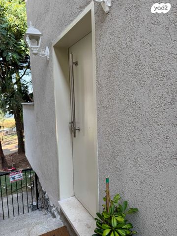 דירה, יצחק אייזק כהן 33, ביריה, ביריה