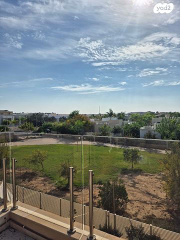 יחידת דיור, שדרות אלון 1, גבעות בר, גבעות בר