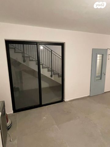 הגדוד העברי 27