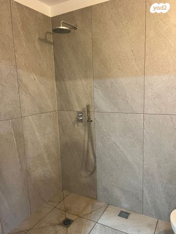 דירת גן, זכרון יעקב 5, הצפון החדש - כיכר המדינה, תל אביב יפו