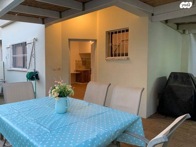 יואל דב פרס 4