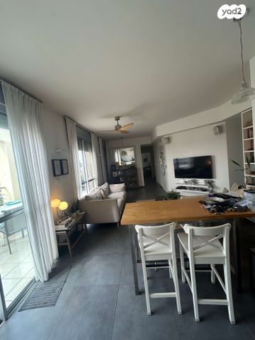 גג/ פנטהאוז, אלכסנדר פן 4, תל ברוך צפון, תל אביב יפו