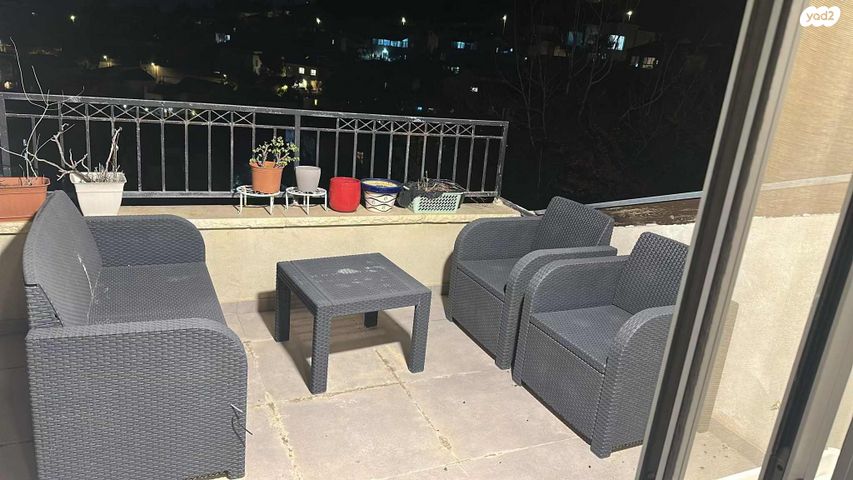 גג/ פנטהאוז, הגיא 161, הר אדר, הר אדר