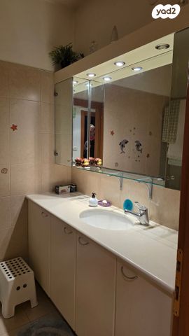 דירת גן, מרדכי זעירא 11, המשתלה, תל אביב יפו