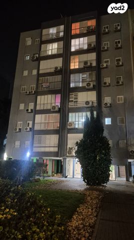 דירה, לוי אשכול 23, נאות שקד, נתניה