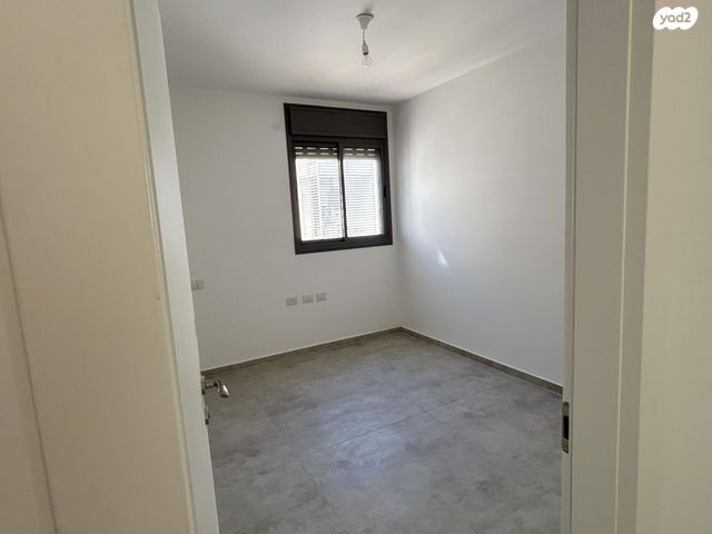 דירה, כלנית 1, צופים, צופים