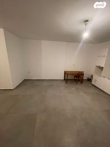 דירה, הגדוד העברי 27, עין התכלת, נתניה