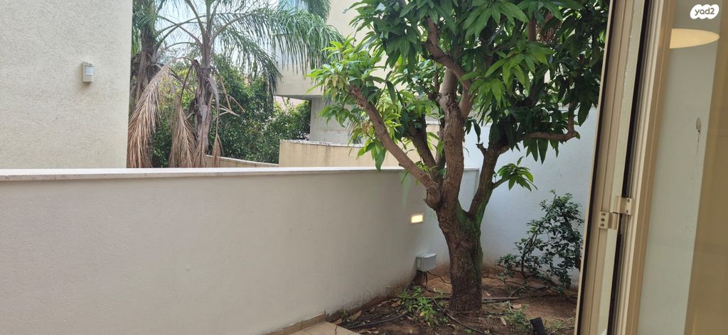 דירת גן, עמק חפר 76, נאות הרצל, נתניה