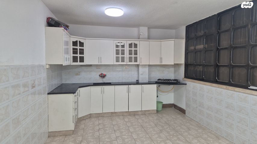 דירה, לוי אשכול 23, נאות שקד, נתניה