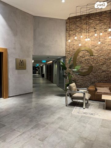 דירה, יצחק נבון 17, נאות אריאל שרון, קרית אונו