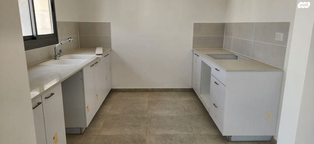 דירה, לשם 8, שאר העיר, אריאל