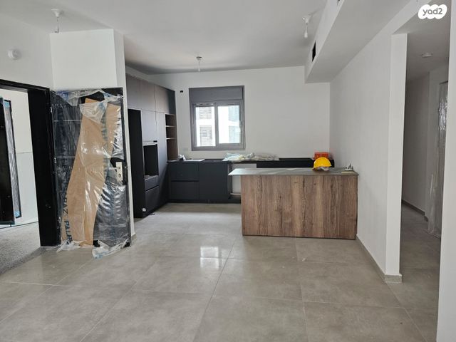 דירה, העגור 4, החותרים, טירת כרמל