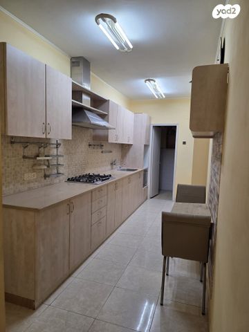 דירה, אלי כהן 24, רמת הנשיא, בת ים