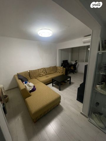 צבי בורנשטיין 533