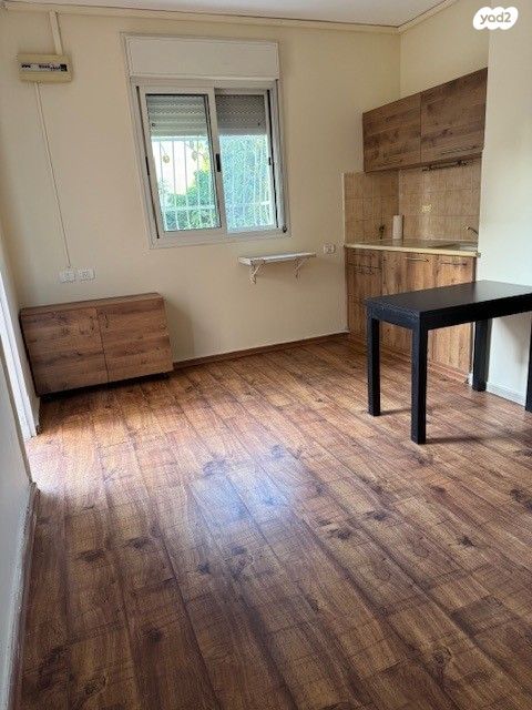 יחידת דיור, יגאל מוסינזון 5, רשפים, גדרה