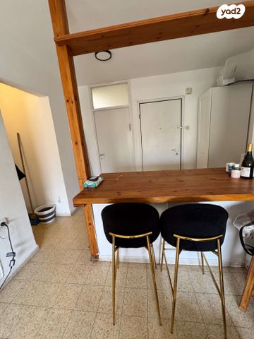 דירה, מרדכי אלקחי 17, ארמון הנציב, תלפיות מזרח, ירושלים