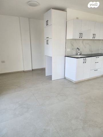 דירה, צבי פרנק 7, קדמת ראשון, ראשון לציון