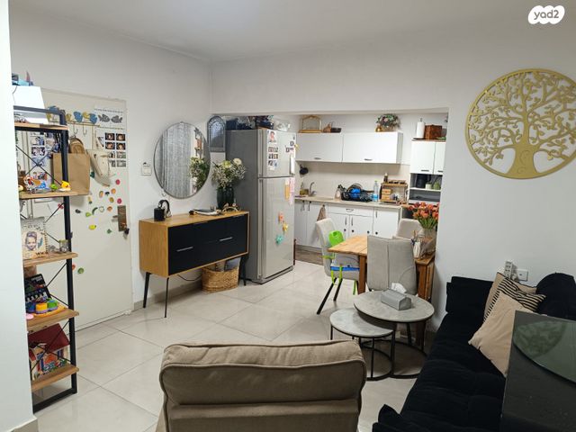 גג/ פנטהאוז, זכריה הלל 12, מחנה יהודה, פתח תקווה