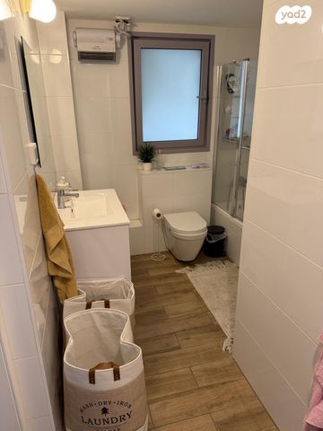 דירה, יחידת 101 1, אריק שרון, נהריה