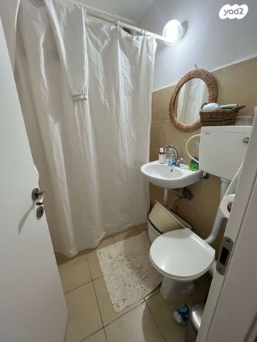 דירה, הצנחנים 10, גיורא, רמלה