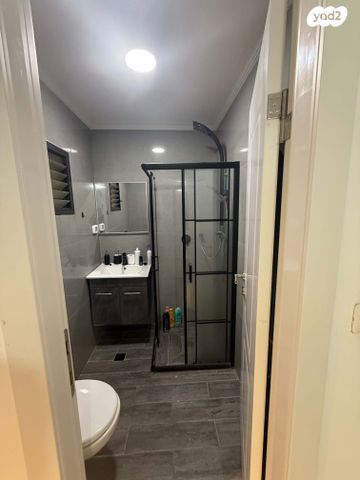 דירה, התבור 25, מרכז העיר, קרית אתא