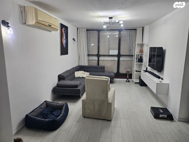 דירה, דרך ההגנה 126, נווה ברבור, כפר שלם מערב, תל אביב יפו